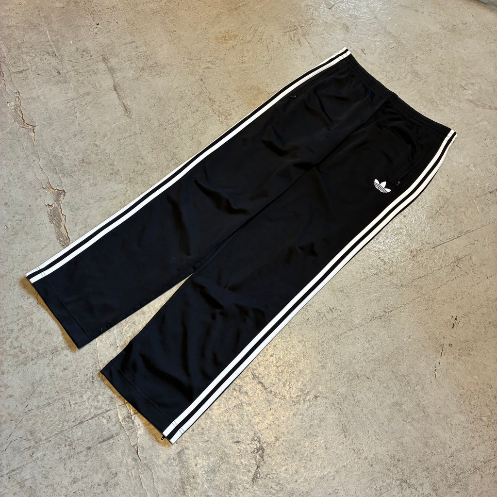 Trackpants