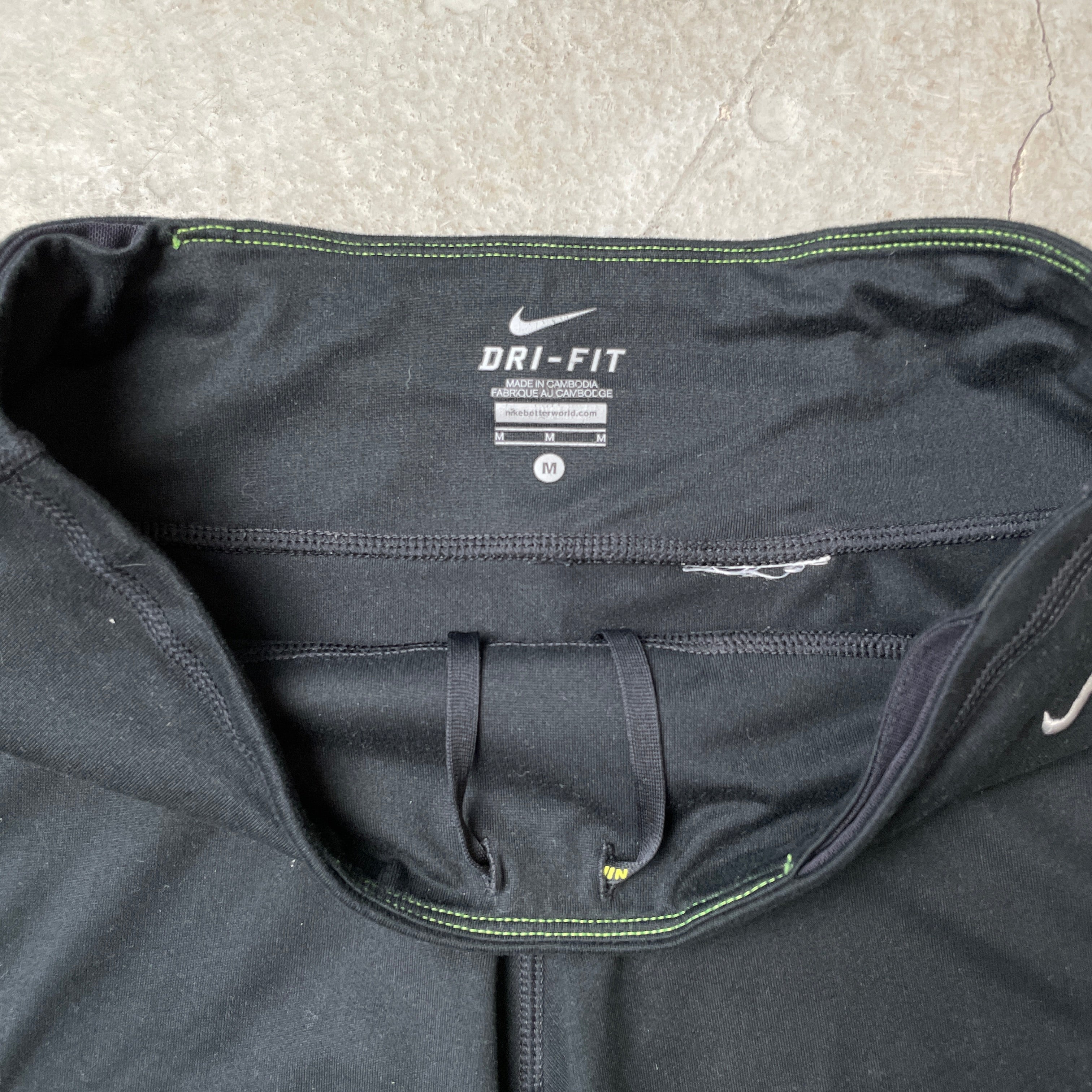 Nikeshorty